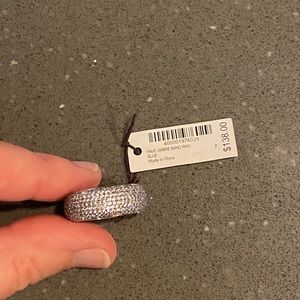 Henri Bendel ring size 7